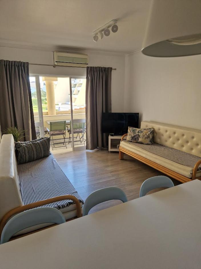 Apartamento T2 Palmeira Gale-Praia Da Gale Guia  Exterior photo