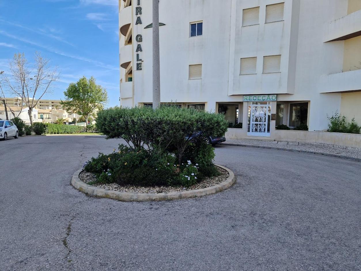 Apartamento T2 Palmeira Gale-Praia Da Gale Guia  Exterior photo